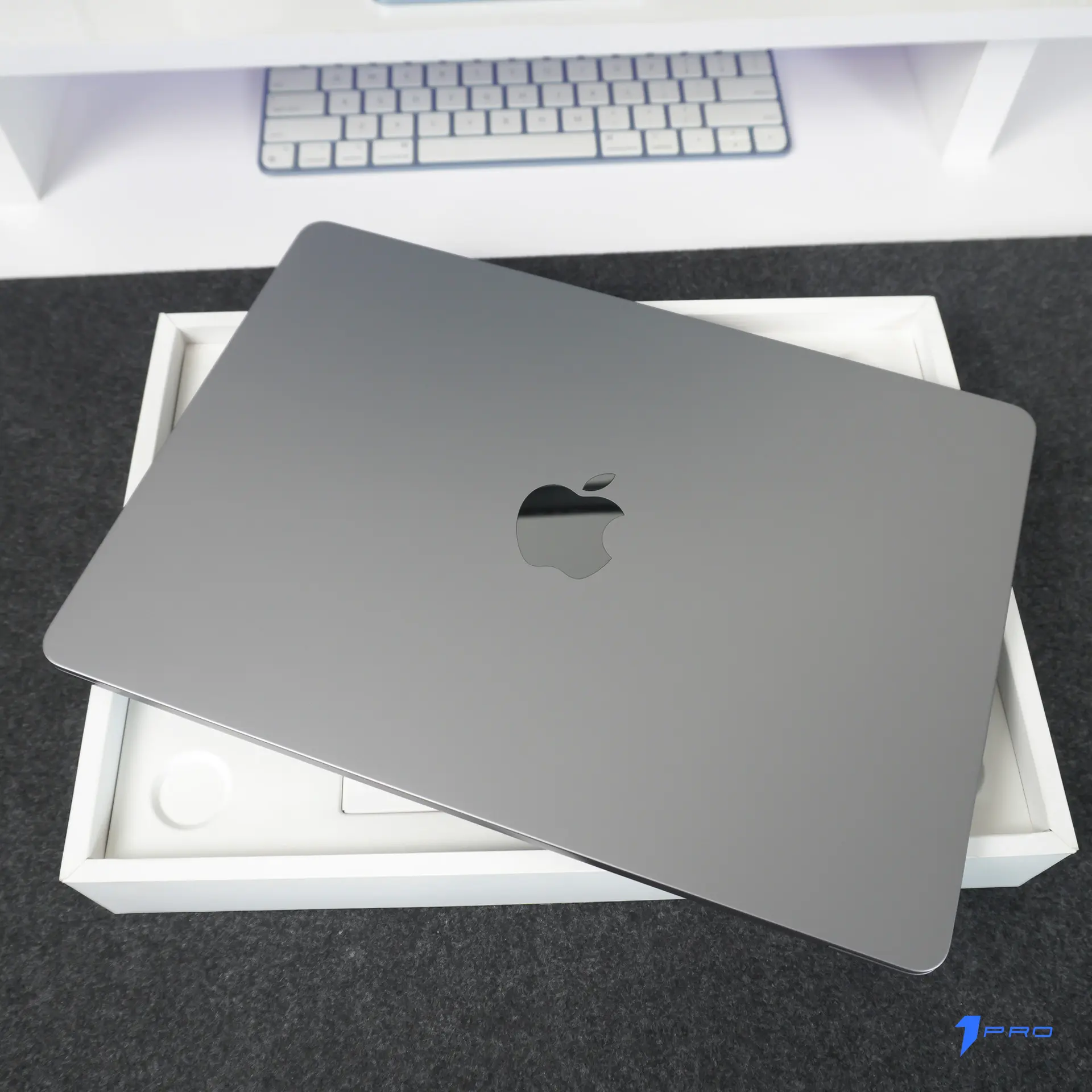 Macbook Air M4 dùng làm máy chính