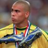 Hành trình vượt qua nghịch cảnh để tỏa sáng của Người ngoài hành tinh Ronaldo