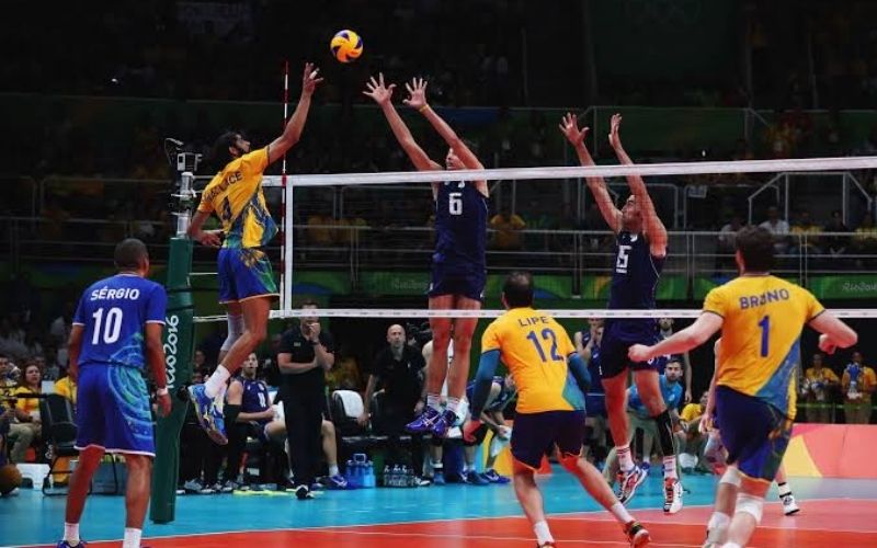 Khả năng phòng thủ và hỗ trợ đồng đội