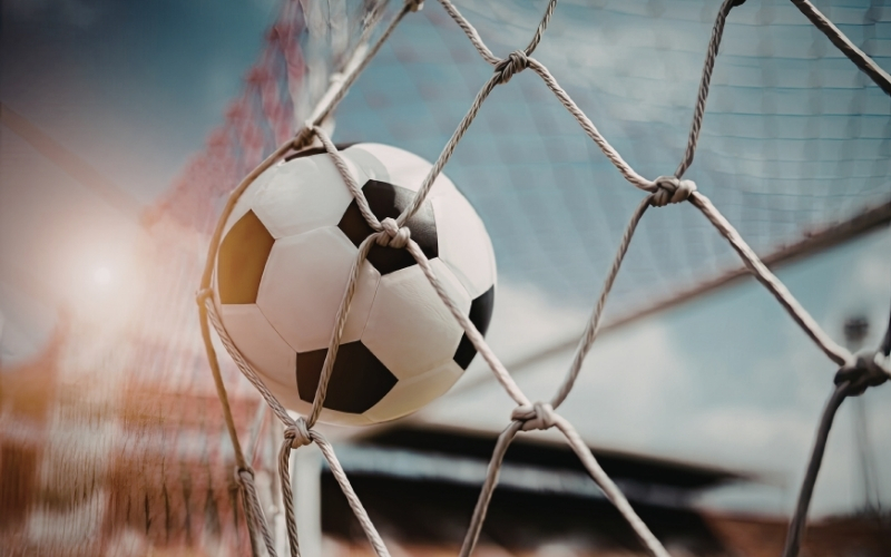 Tiêu chuẩn kích thước sân bóng đá 11 người theo FIFA