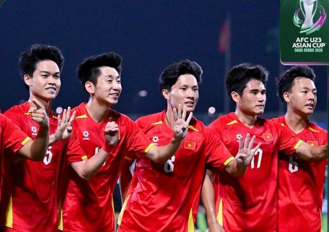 Co dong vien co vu cho doi tuyen U23 Viet Nam